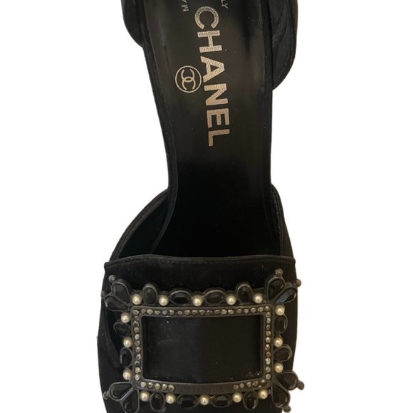 Chanel Black Satin 3.5" heels Gemstone buckle Size 36.5  (US size 6) - Picture 10 of 14